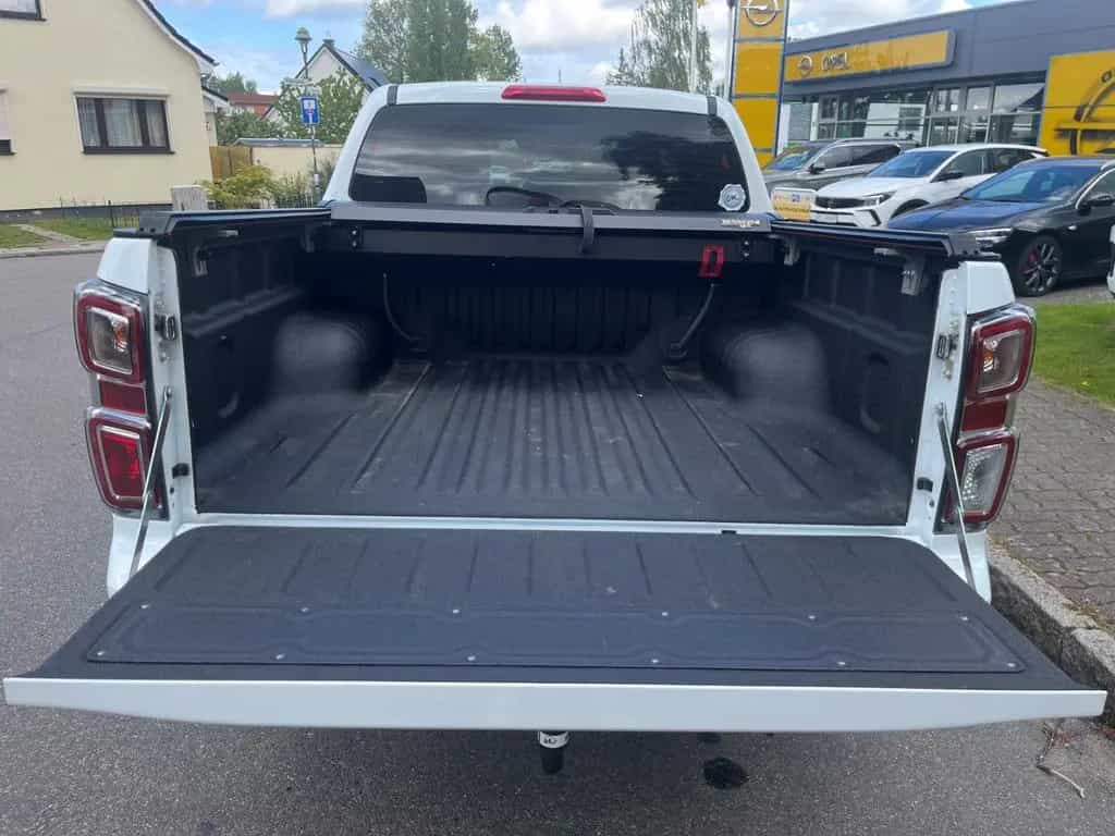 Isuzu D-Max Double Cab 1,9 D 4WD V-CROSS Autom. Frontb 02/2024-photo-7
