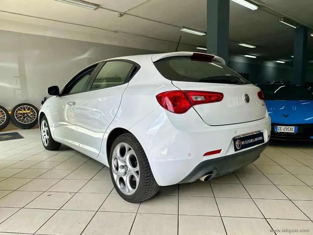 Alfa Romeo Giulietta ALFA ROMEO Giulietta 1.6 JTDm 120 CV Business UN 03/2019-photo-3