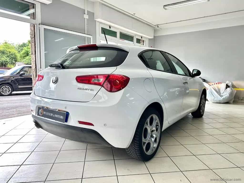 Alfa Romeo Giulietta ALFA ROMEO Giulietta 1.6 JTDm 120 CV Business UN 03/2019-photo-5