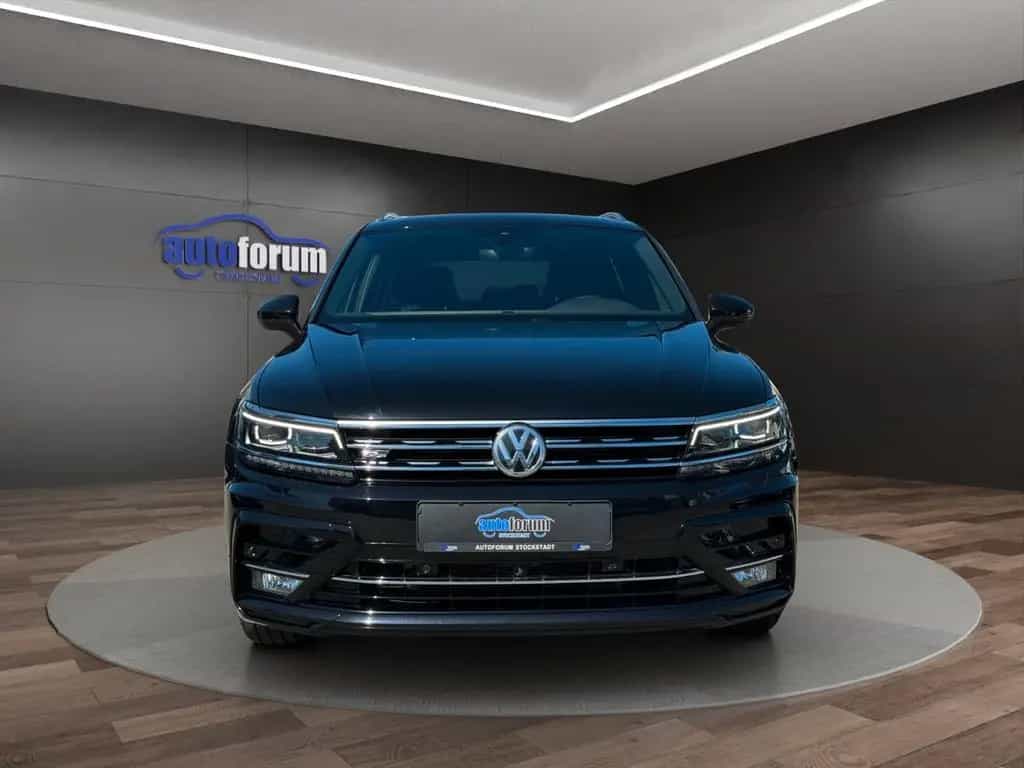 Volkswagen Tiguan Highline 4M R-LINE°PANO°MEMORY°360KAMERA 06/2018-photo-1