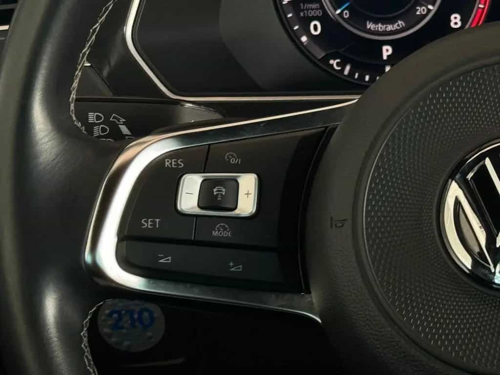 Volkswagen Tiguan Highline 4M R-LINE°PANO°MEMORY°360KAMERA 06/2018-photo-14