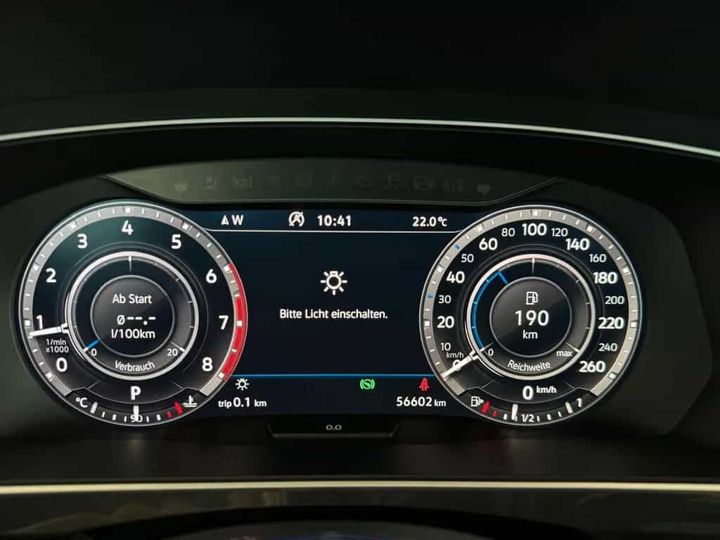 Volkswagen Tiguan Highline 4M R-LINE°PANO°MEMORY°360KAMERA 06/2018-photo-23