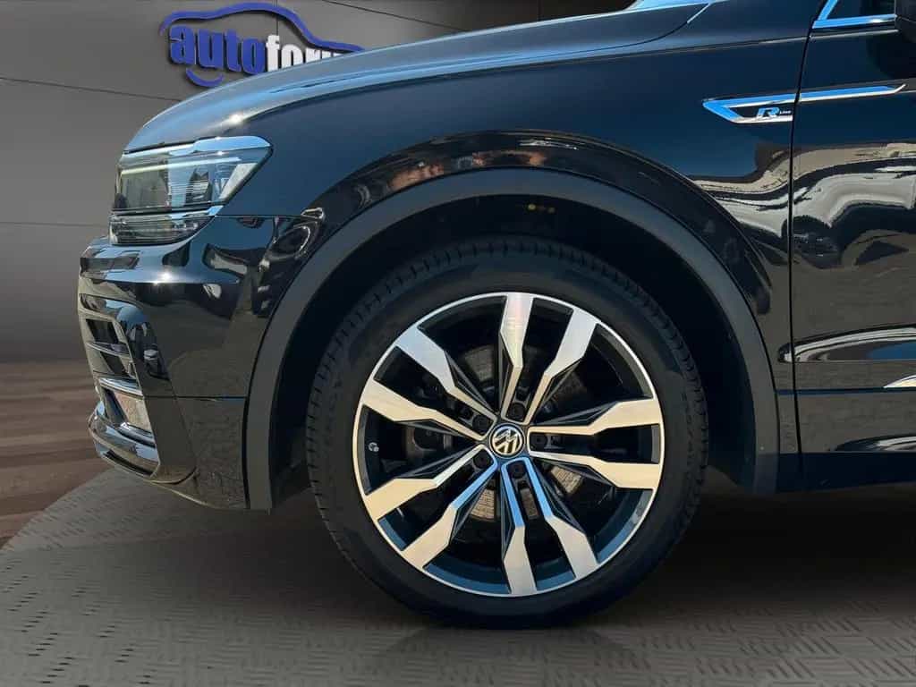 Volkswagen Tiguan Highline 4M R-LINE°PANO°MEMORY°360KAMERA 06/2018-photo-8