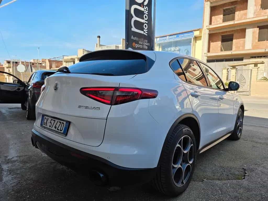 Alfa Romeo Stelvio 2.2 Turbodiesel 190 CV AT8 Q4 06/2022-photo-2