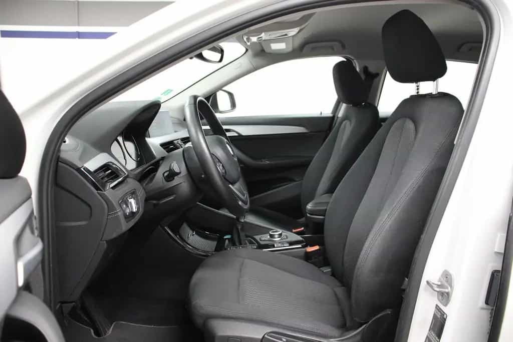 BMW X2 xDrive 18i TEMP NAVI LED SHZ S.HEFT BT 2.HD 04/2020-photo-10