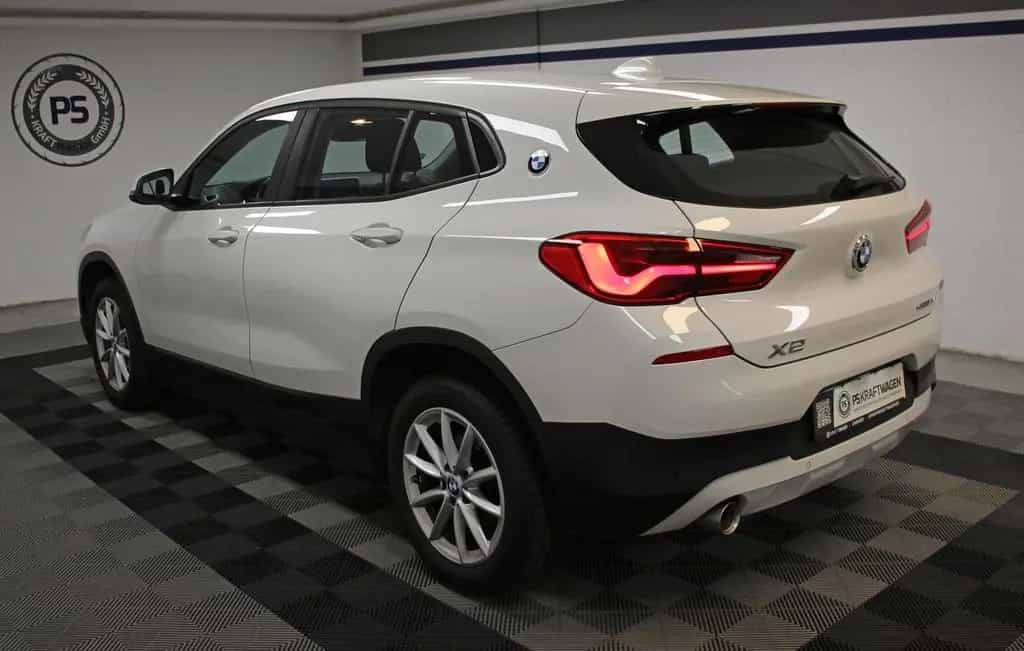 BMW X2 xDrive 18i TEMP NAVI LED SHZ S.HEFT BT 2.HD 04/2020-photo-3