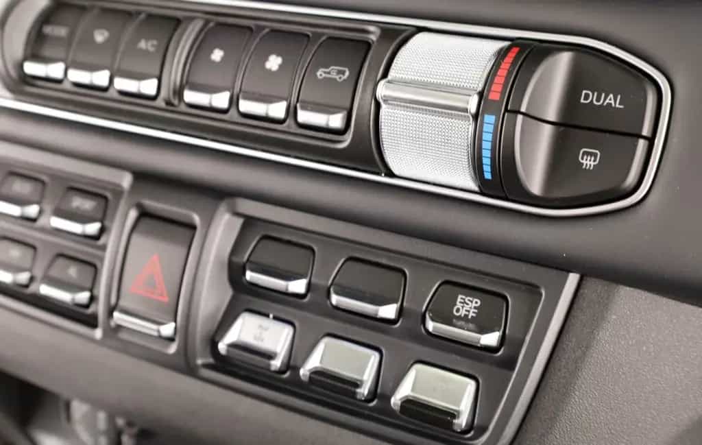 BAW 212 Pickup Neues Model 2026 null-photo-2