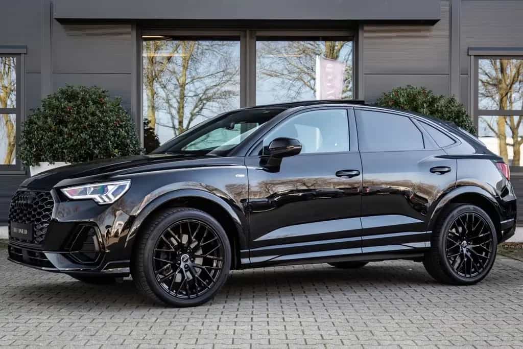Audi Q3 Sportback 40 TFSI quattro S-Line,PANOR,ACC ,B 12/2020-photo-0