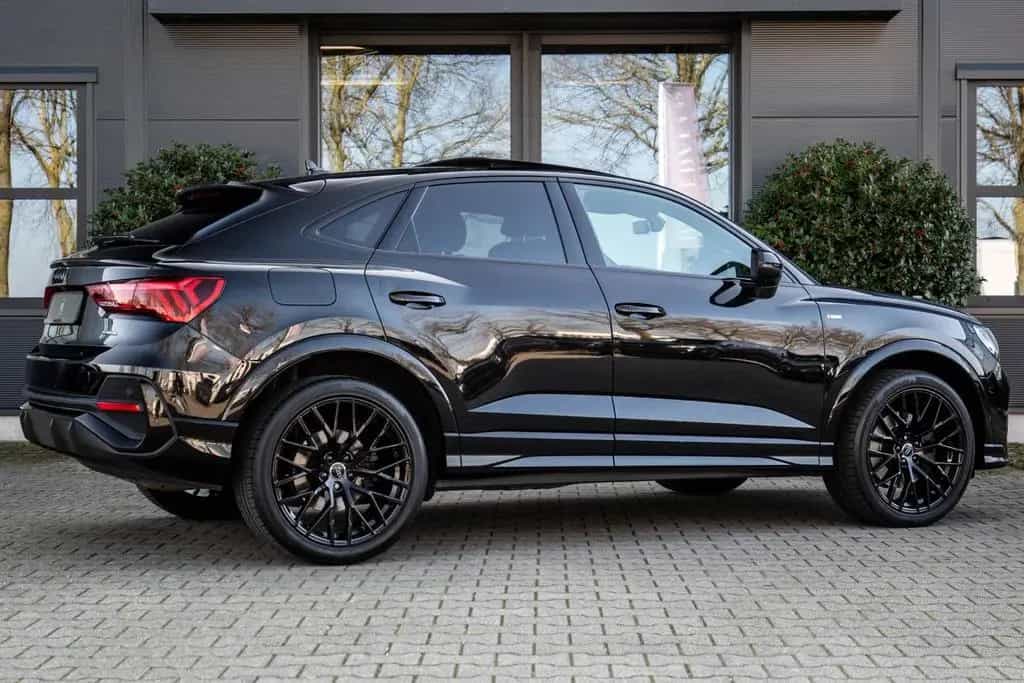 Audi Q3 Sportback 40 TFSI quattro S-Line,PANOR,ACC ,B 12/2020-photo-9