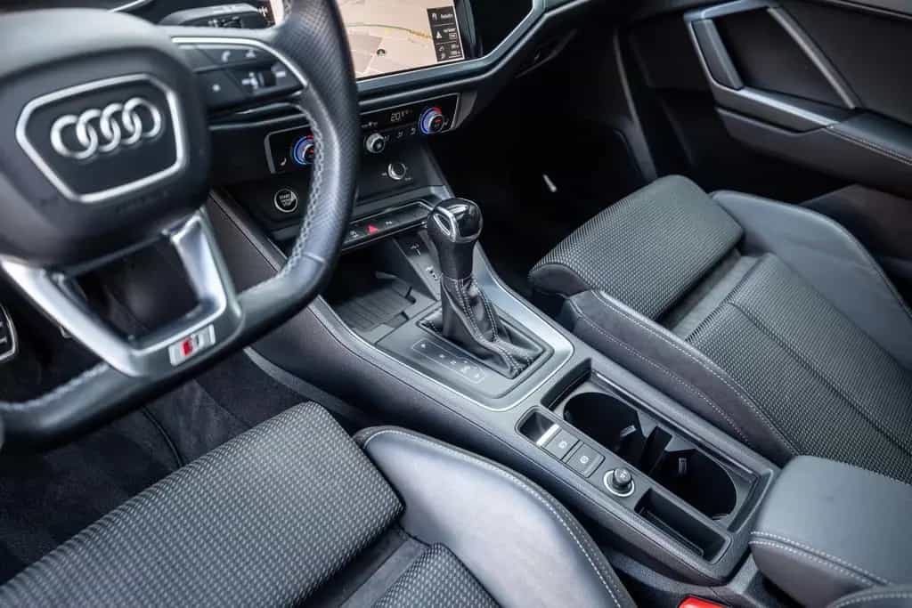 Audi Q3 Sportback 40 TFSI quattro S-Line,PANOR,ACC ,B 12/2020-photo-5