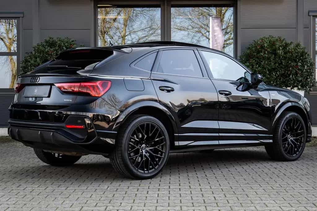 Audi Q3 Sportback 40 TFSI quattro S-Line,PANOR,ACC ,B 12/2020-photo-8