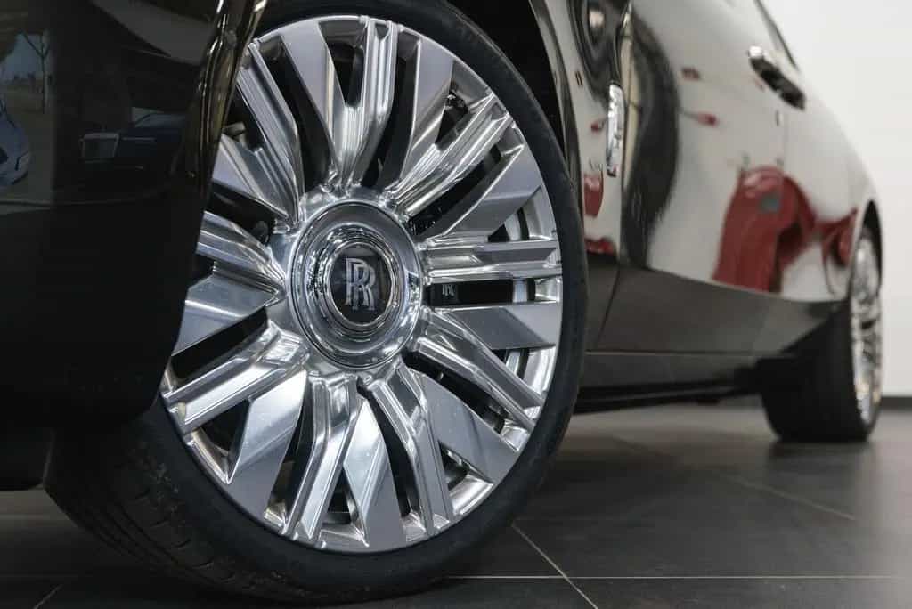 Rolls-Royce Ghost Series II null-photo-16