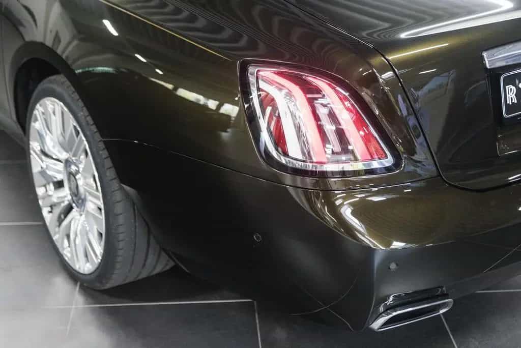 Rolls-Royce Ghost Series II null-photo-20