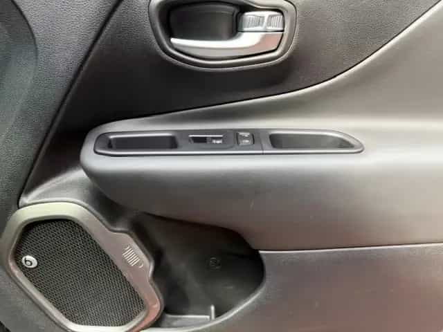 Jeep Renegade Limited 4WD Navi Pano  Soundsystem DAB 09/2019-photo-17