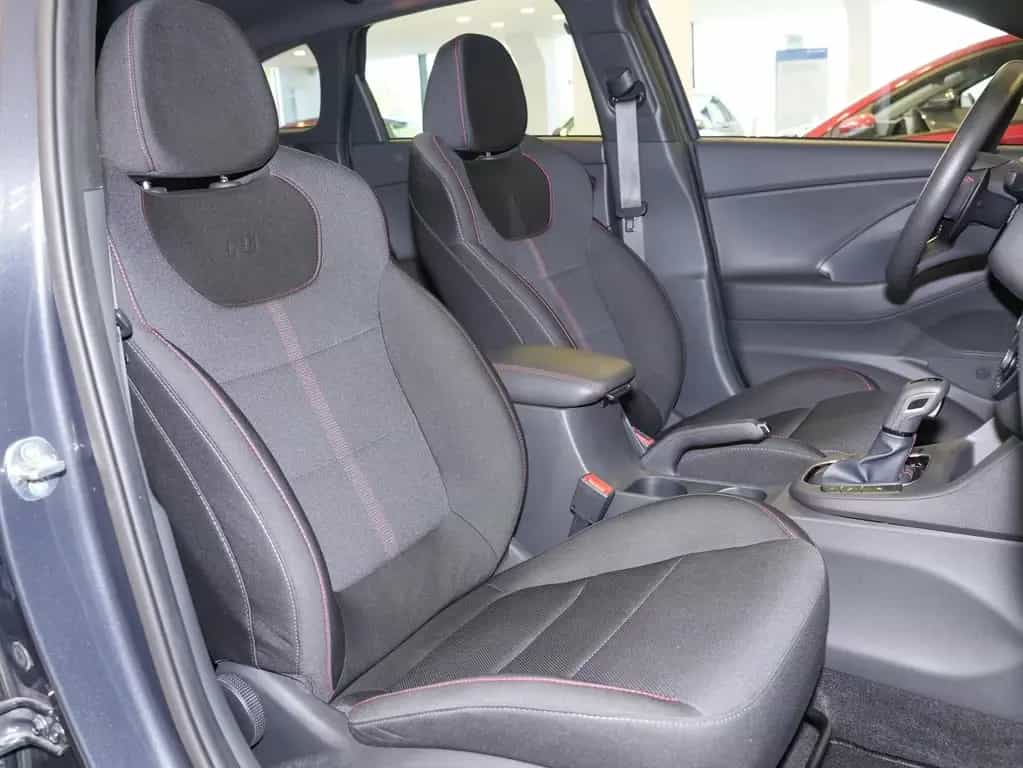 Hyundai i30 Kombi 1.5 TGDi DCT N LINE Navi Panoramadach 06/2024-photo-4