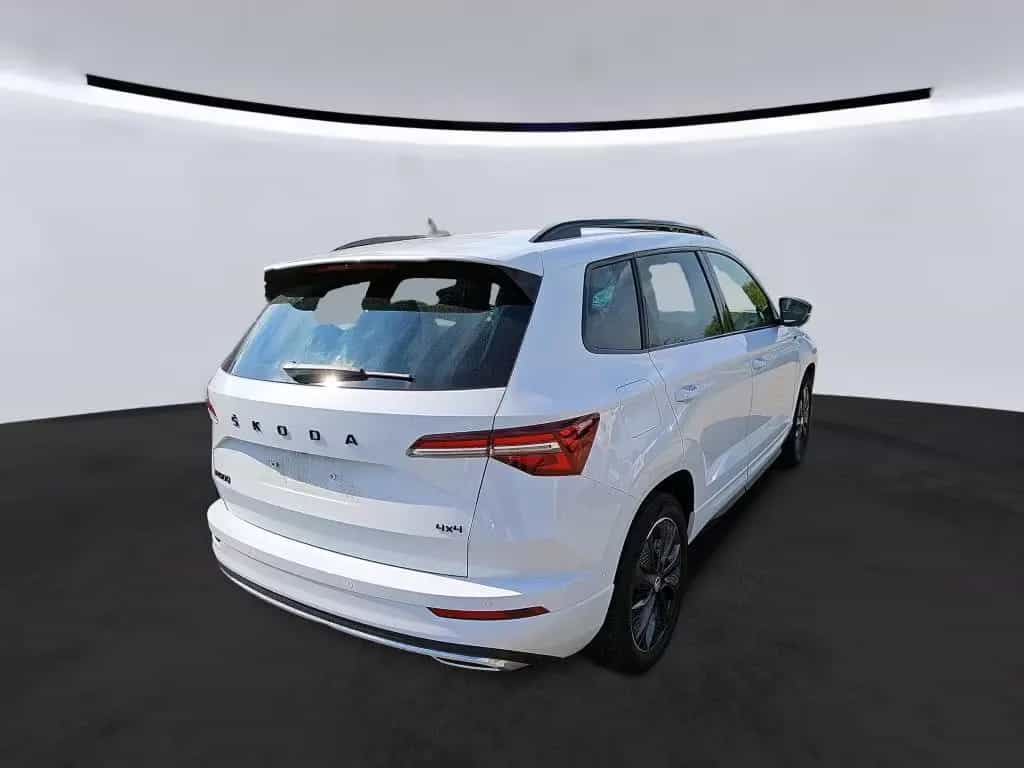 Skoda Karoq Sportline 4x4 AHK schwenkbar Leder Kamera 04/2023-photo-3