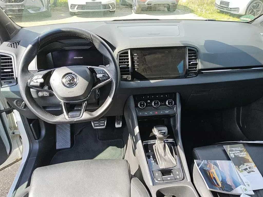 Skoda Karoq Sportline 4x4 AHK schwenkbar Leder Kamera 04/2023-photo-8