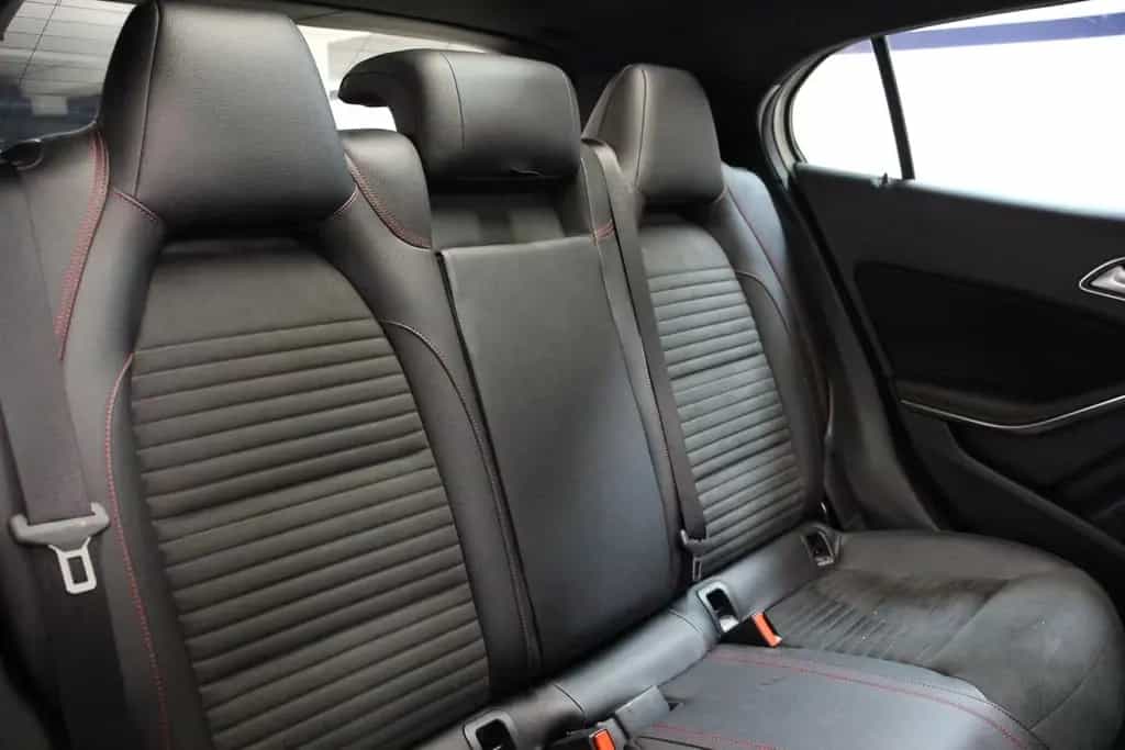 Mercedes-Benz GLA 45 AMG 4Matic PANO NAVI KAMERA SPORT-ABGAS 10/2017-photo-11