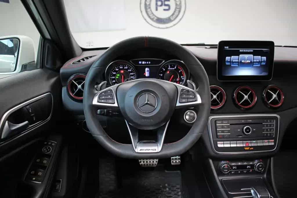 Mercedes-Benz GLA 45 AMG 4Matic PANO NAVI KAMERA SPORT-ABGAS 10/2017-photo-13