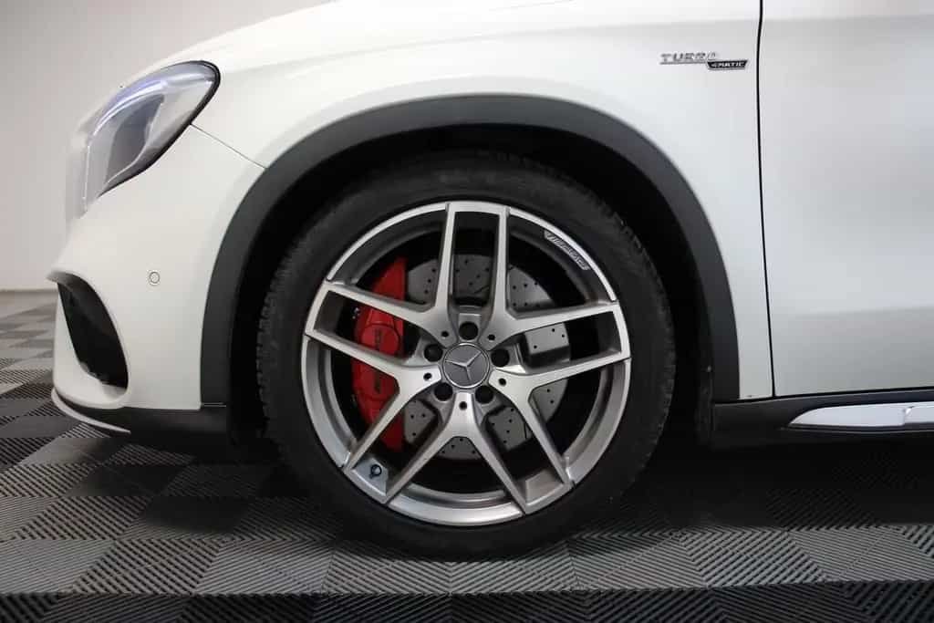 Mercedes-Benz GLA 45 AMG 4Matic PANO NAVI KAMERA SPORT-ABGAS 10/2017-photo-4