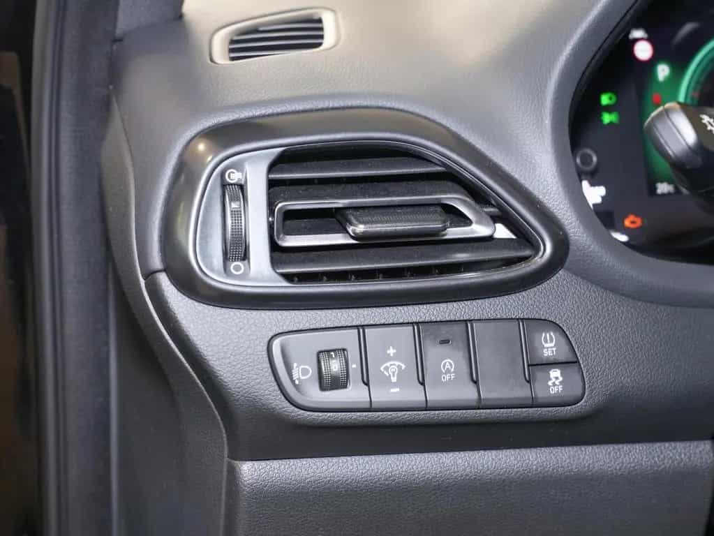 Hyundai i30 Kombi 1.5 TGDi DCT N LINE Navi Panoramadach 07/2024-photo-13