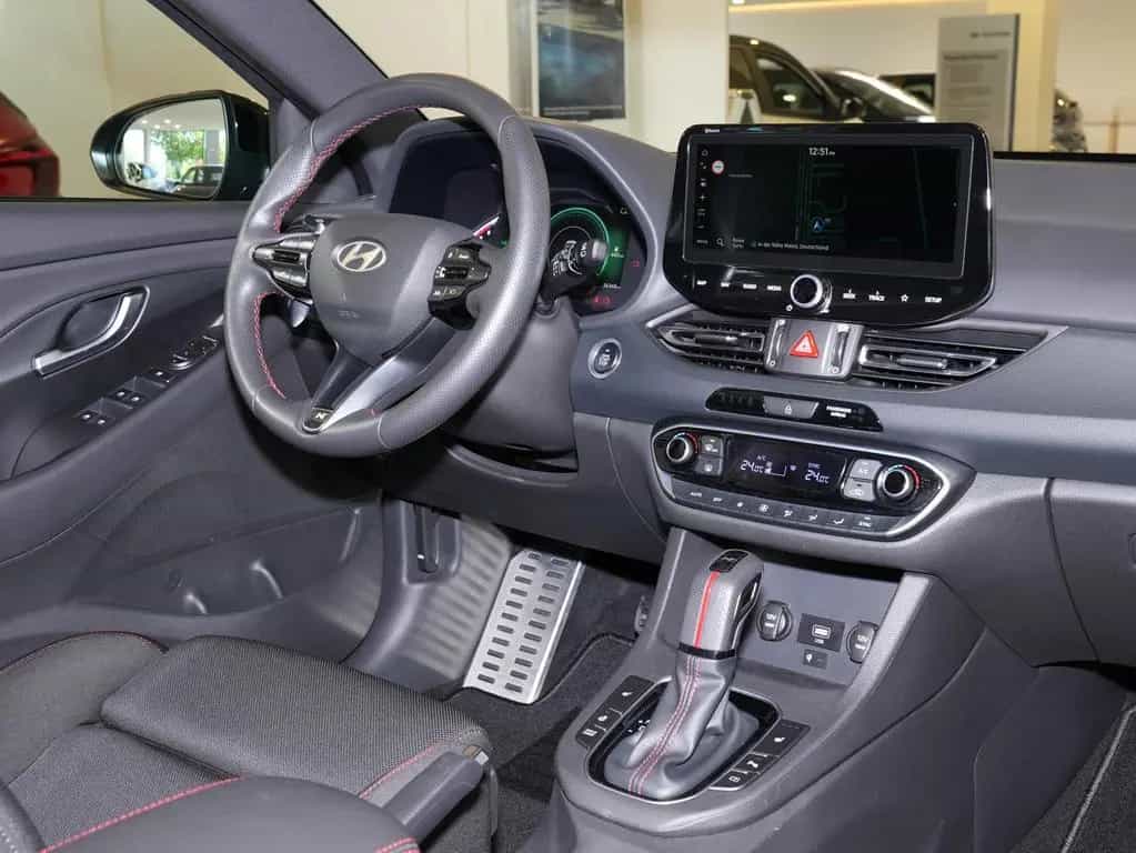 Hyundai i30 Kombi 1.5 TGDi DCT N LINE Navi Panoramadach 07/2024-photo-4
