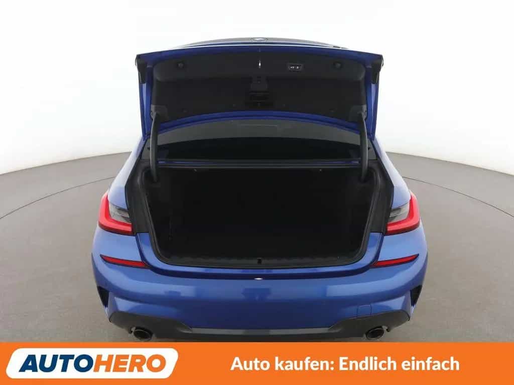 BMW 3 Series 330i M Sport Aut.*NAVI*LED*CAM*ACC*SHZ*ALU* 08/2019-photo-16