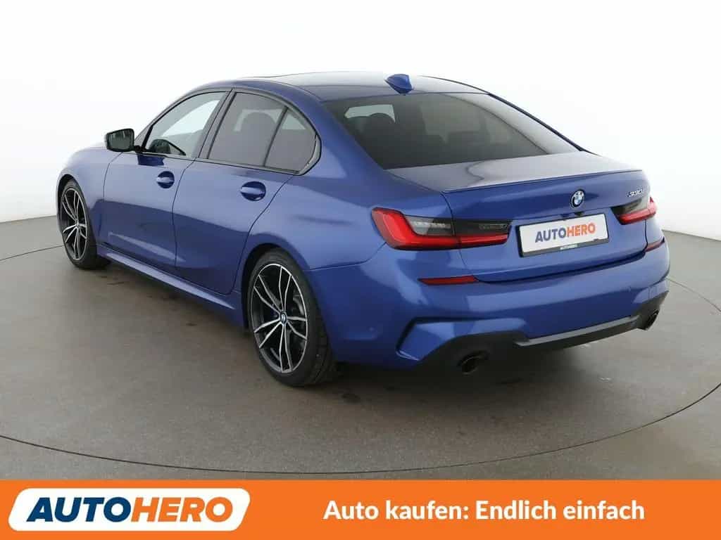 BMW 3 Series 330i M Sport Aut.*NAVI*LED*CAM*ACC*SHZ*ALU* 08/2019-photo-3