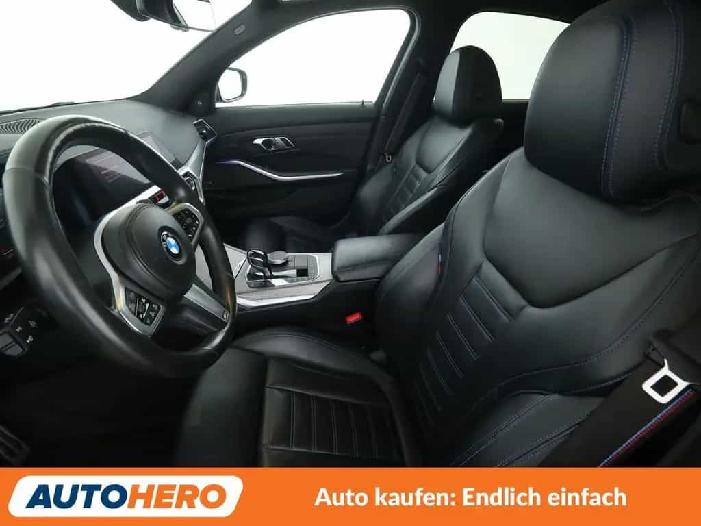 BMW 3 Series 330i M Sport Aut.*NAVI*LED*CAM*ACC*SHZ*ALU* 08/2019-photo-9