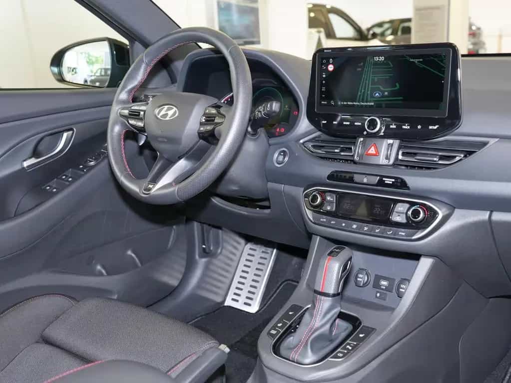 Hyundai i30 Kombi 1.5 TGDi DCT N LINE Navi Panoramadach 06/2024-photo-3