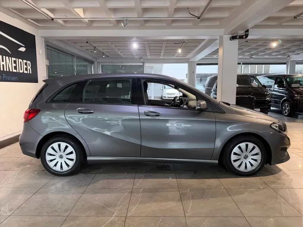 Mercedes-Benz B 220 CDI / d *Automatik*Navi*RFK* 10/2017-photo-1