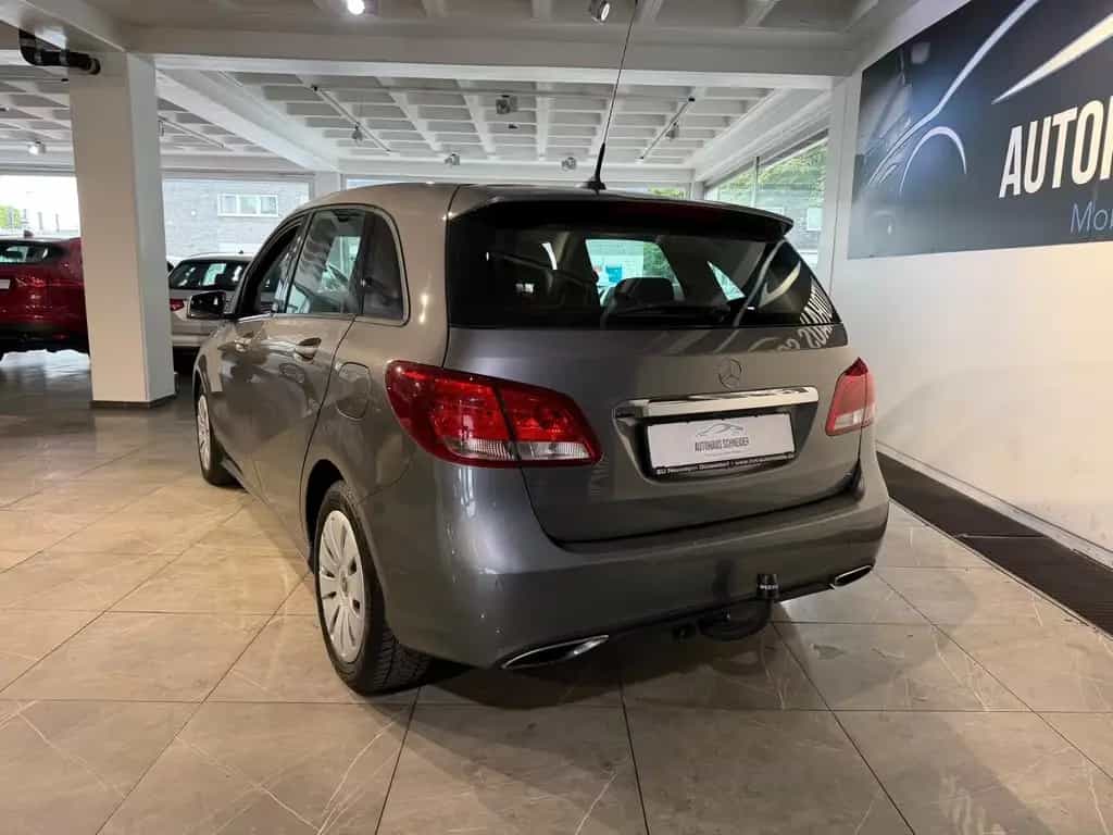 Mercedes-Benz B 220 CDI / d *Automatik*Navi*RFK* 10/2017-photo-10