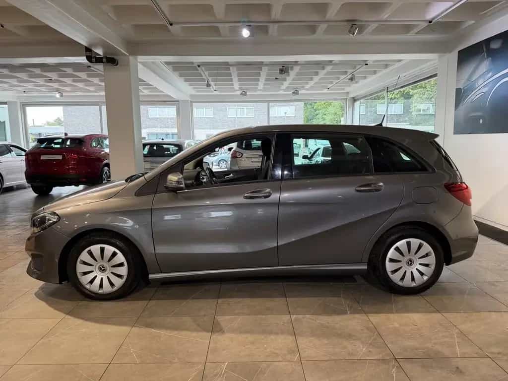 Mercedes-Benz B 220 CDI / d *Automatik*Navi*RFK* 10/2017-photo-5