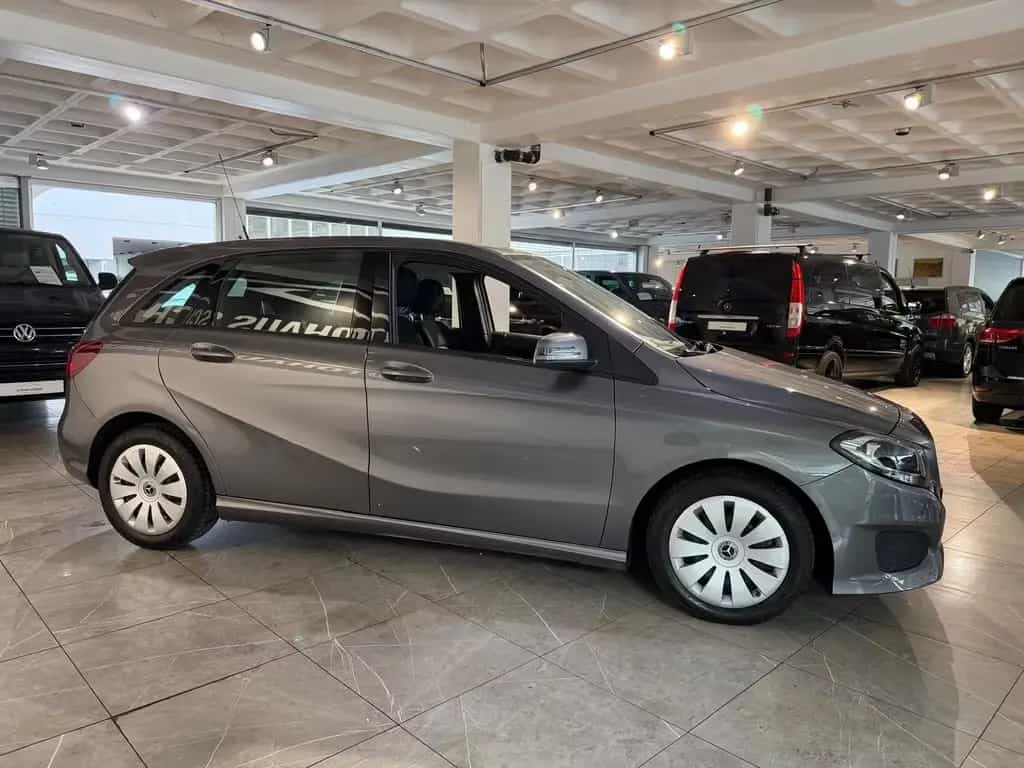 Mercedes-Benz B 220 CDI / d *Automatik*Navi*RFK* 10/2017-photo-7