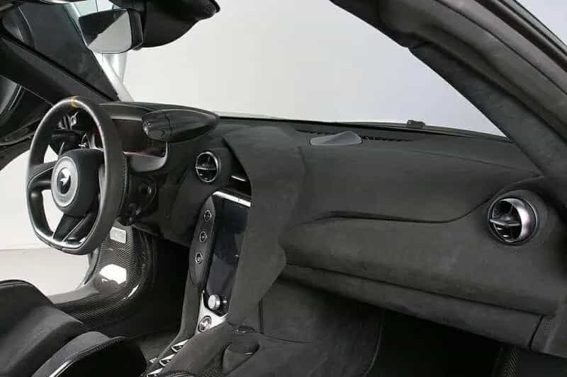 McLaren 750S Spider CF Racing Seats B&W Carbon Lift 04/2024-photo-11