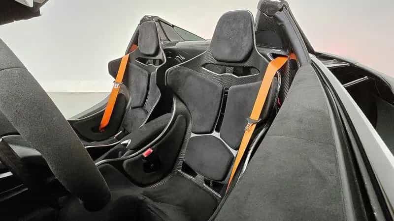 McLaren 750S Spider CF Racing Seats B&W Carbon Lift 04/2024-photo-14