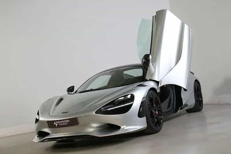 McLaren 750S Spider CF Racing Seats B&W Carbon Lift 04/2024-photo-21