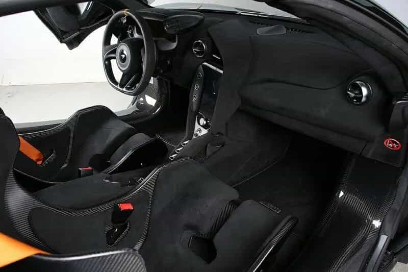 McLaren 750S Spider CF Racing Seats B&W Carbon Lift 04/2024-photo-4