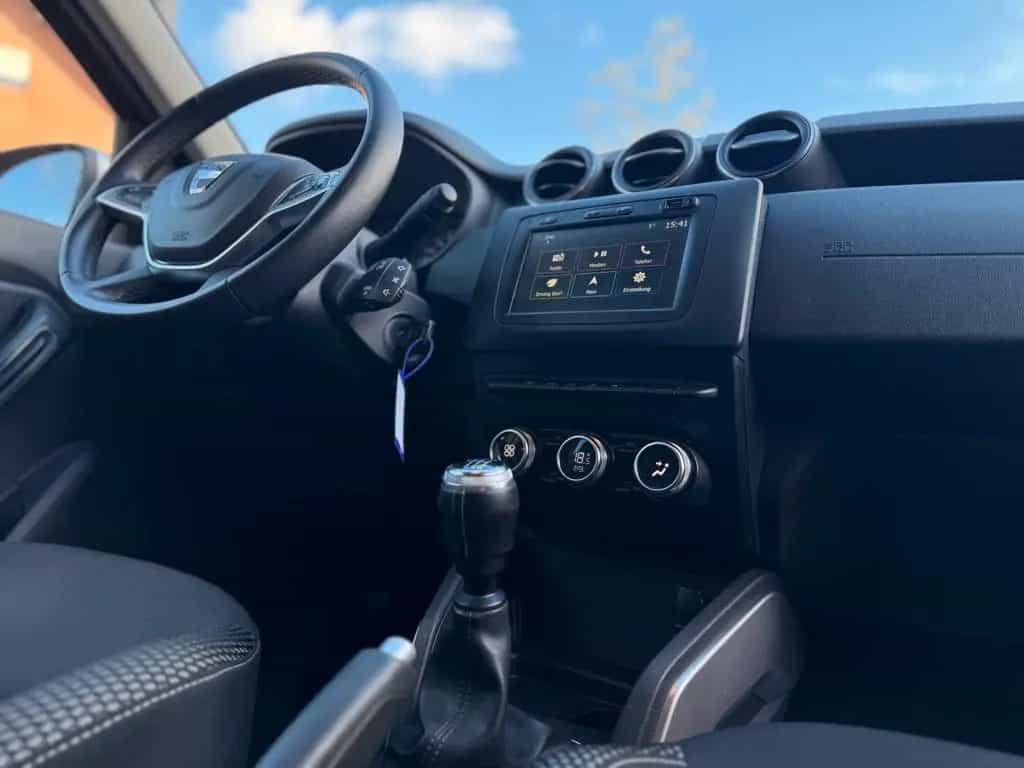 Dacia Duster II Prestige|LED|AHK|Kam|Navi|Apple/And! 02/2019-photo-16