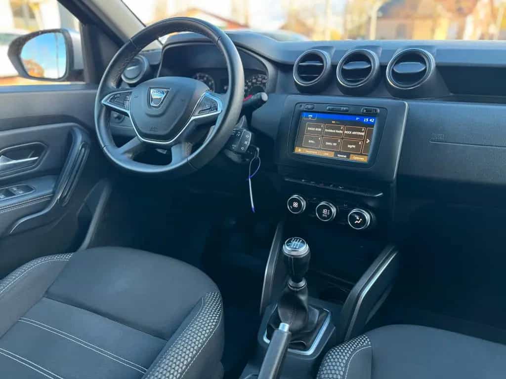 Dacia Duster II Prestige|LED|AHK|Kam|Navi|Apple/And! 02/2019-photo-17