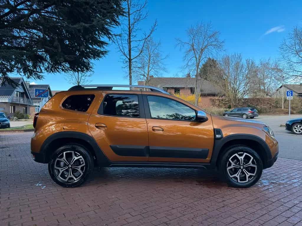Dacia Duster II Prestige|LED|AHK|Kam|Navi|Apple/And! 02/2019-photo-8