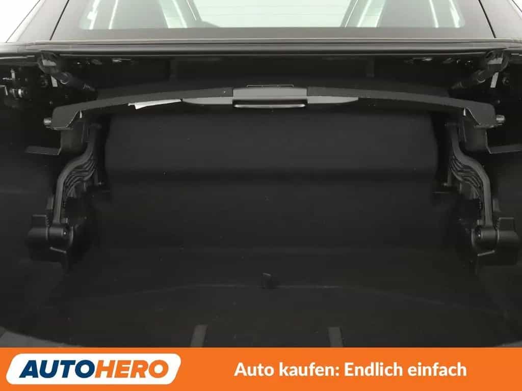Mercedes-Benz SLC 300 AMG Line Aut.*NAVI*PDC*SHZ*TEMPO* 06/2018-photo-17