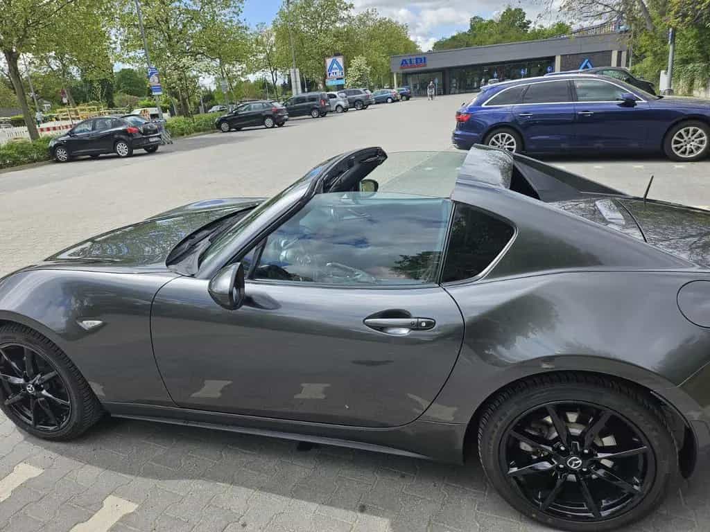 Mazda MX-5 RF 2.0 SKYACTIV-G 160 Exclusive-Line Ex... 06/2017-photo-1