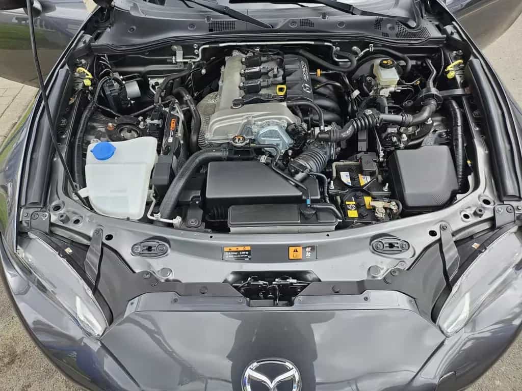 Mazda MX-5 RF 2.0 SKYACTIV-G 160 Exclusive-Line Ex... 06/2017-photo-5
