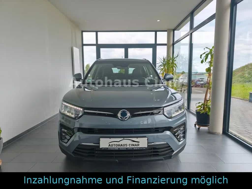 Ssangyong Tivoli Sapphire AWD*DigitalTacho*Orig15000km* 03/2024-photo-1