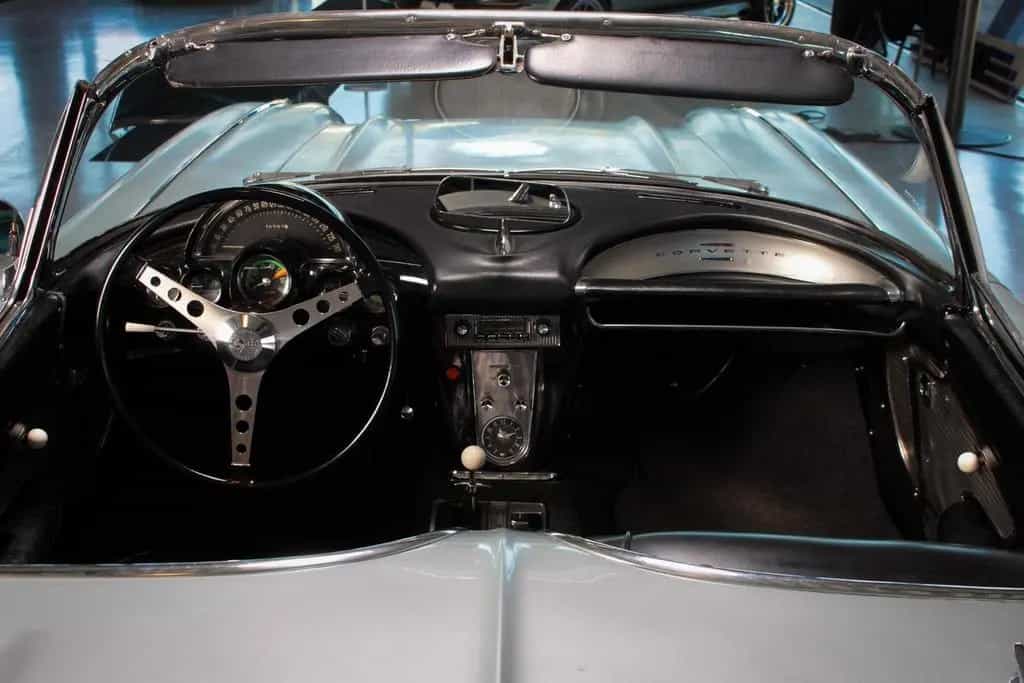 Chevrolet Other Corvette C1 Convertible with Hardtop 04/1961-photo-29