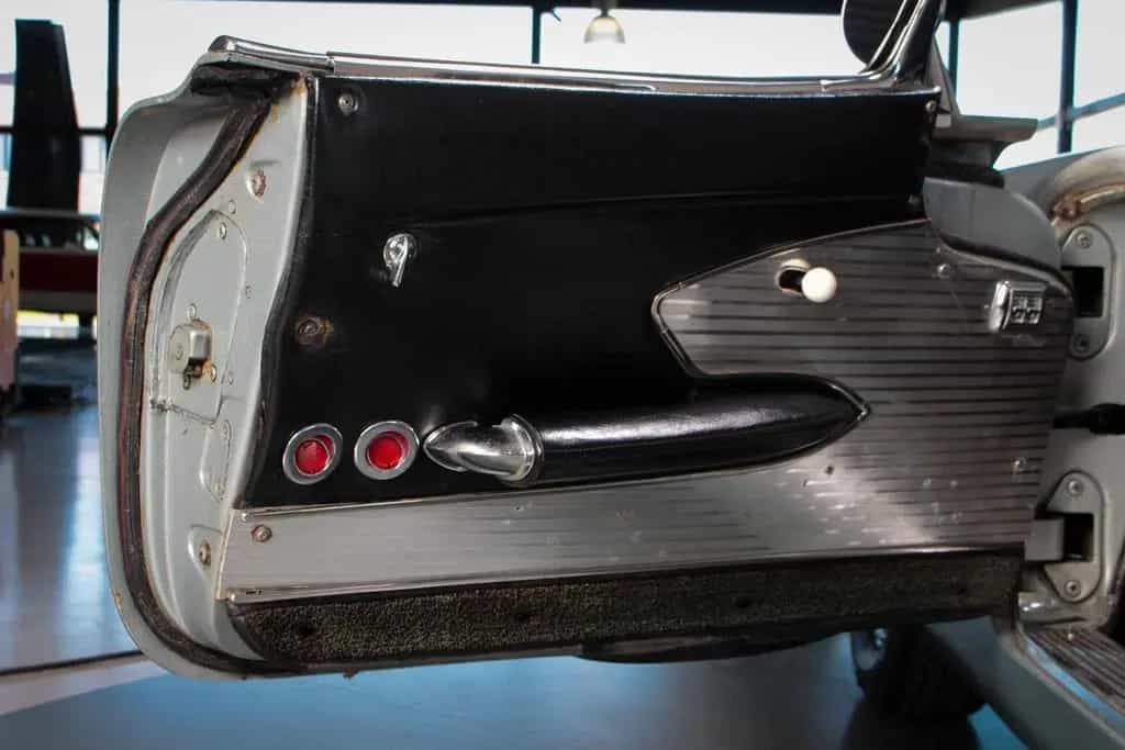 Chevrolet Other Corvette C1 Convertible with Hardtop 04/1961-photo-32