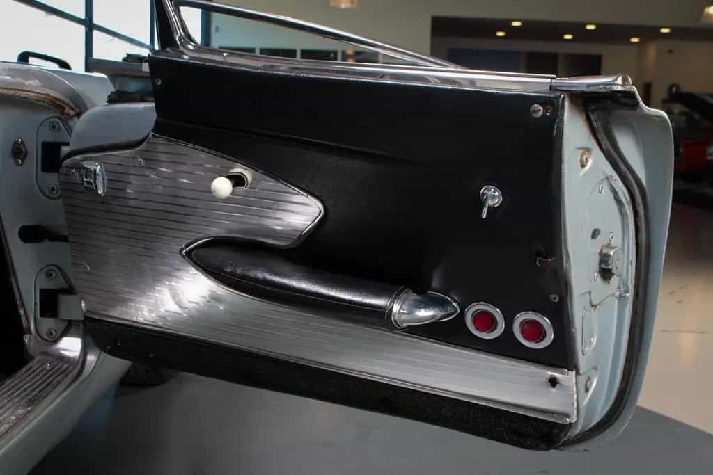 Chevrolet Other Corvette C1 Convertible with Hardtop 04/1961-photo-42
