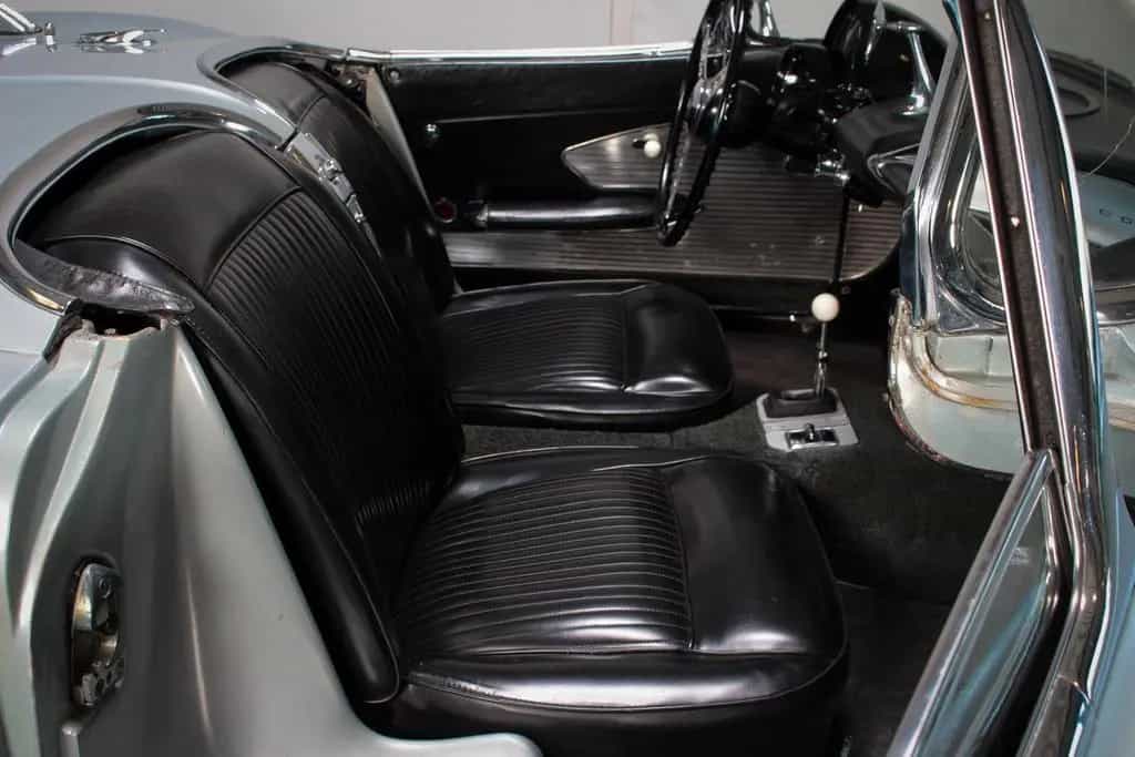 Chevrolet Other Corvette C1 Convertible with Hardtop 04/1961-photo-44