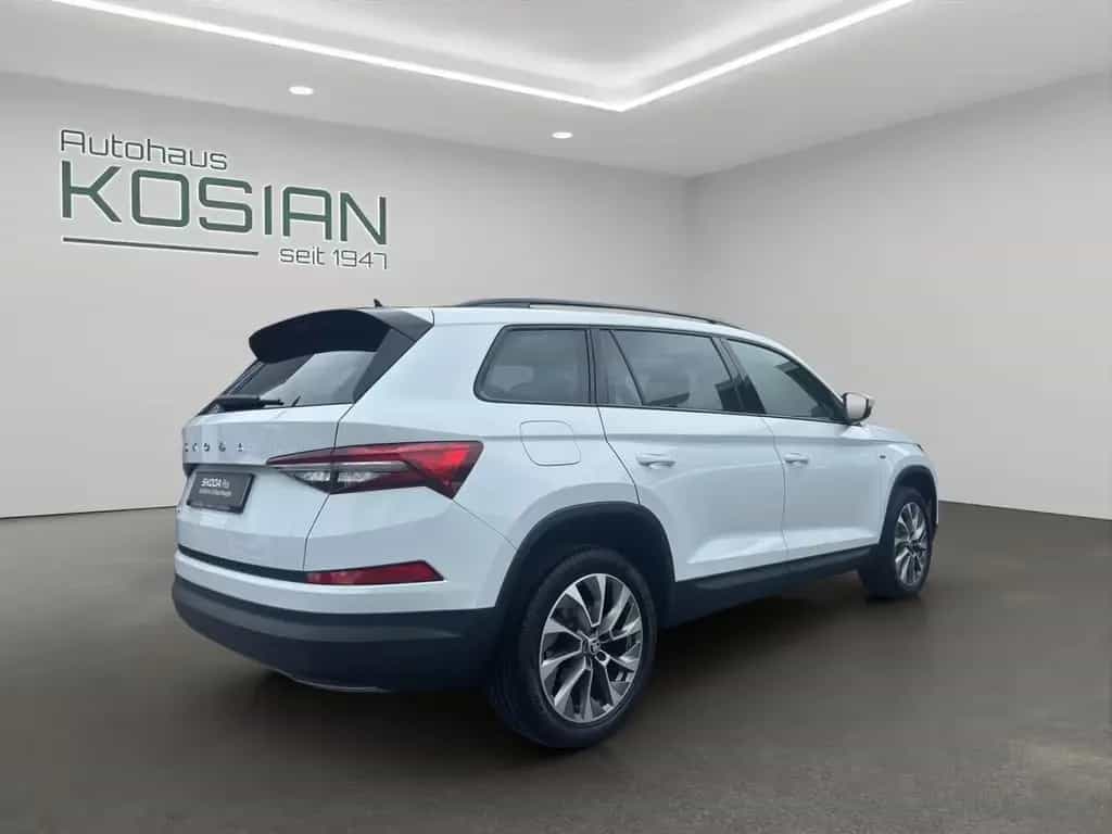 Skoda Kodiaq CLEVER 1.5 TSI DSG NAVI+LED+ACC+2xPDC+ 04/2022-photo-4
